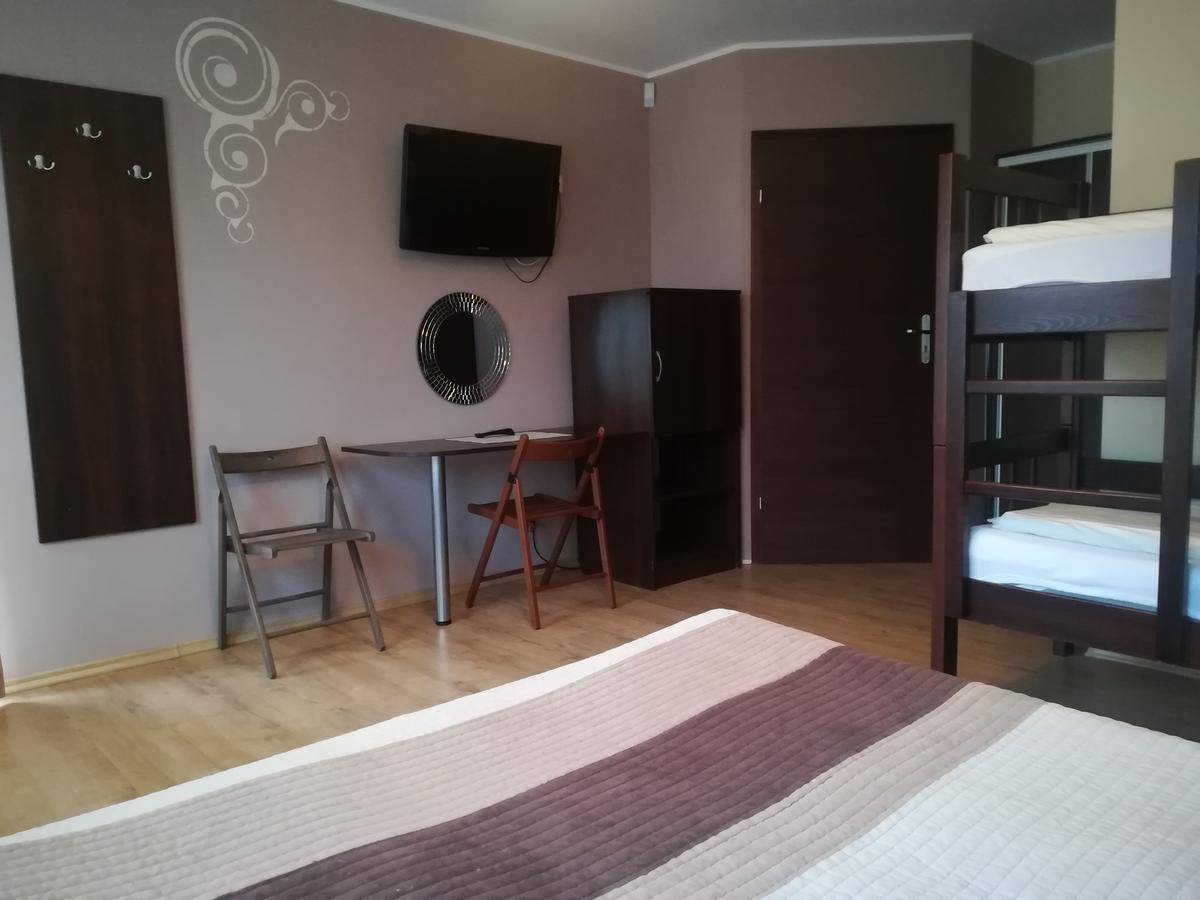 Morza Brzeg Krzywy Domek W Ostrowie Apartment Ostrowo  Luaran gambar